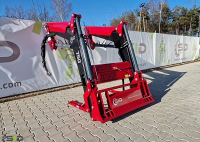 Ładowacz czołowy 750