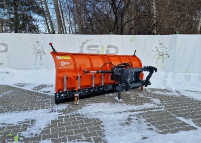 Pług śnieżny komunalny