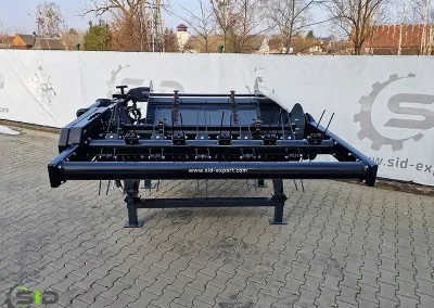 Ścielarka SID podczas pracy w gospodarstwie rolnym