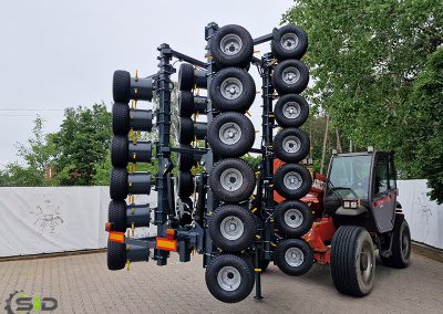 Chwastownik oponowy